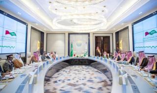 وزير الداخلية ونائب رئيس الوزراء القطري يرأسان اجتماع اللجنة الأمنية