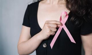 نصائح للوقاية من سرطان الثدي.. احرصي عليها