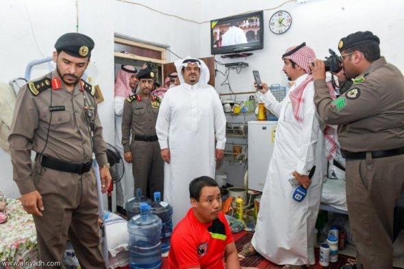 السعودية | نائب أمير الرياض يشارك رجال الأمن ميدانياً في حملة «وطن بلا مخالف»