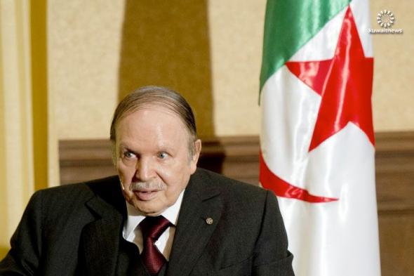 الجيش الجزائري: إعلان عجز بوتفليقة الحل الوحيد للأزمة