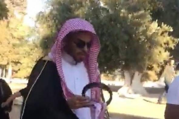 هل تسحب الجنسية السعودية من محمد سعود بسبب زيارته اسرائيل؟