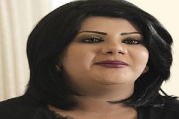 ابنة الفنانة الخليجية الشهيرة تخطف جميع الأنظار برقصتها المثيرة..شاهد(فيديو)