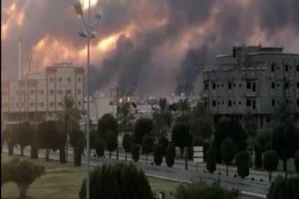 وردنا الآن : من صنعاء.. انفجارات عنيفة وقوات التحالف تفاجئ الجميع وتسيطر على المطار وتقتحم العاصمة