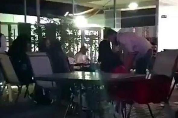 بيان من شرطة الرياض حول فيديو تحرش مقيمَين بفتيات في أحد المقاهي