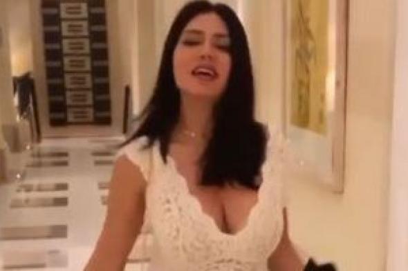شاهد .. رانيا يوسف ترقص في فيديو جديد