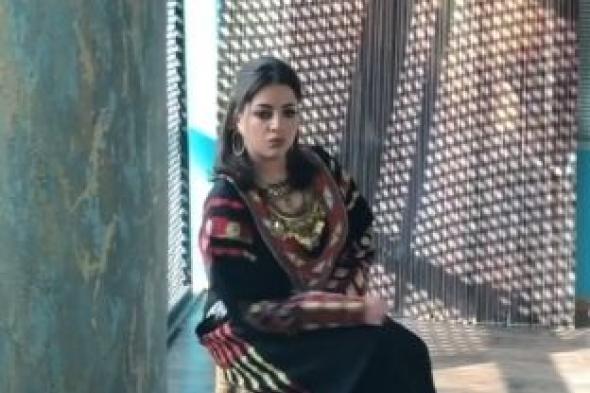 فيديو.. منى فاروق تتجاوز أزمة الانتحار بـ "الرقص" على أغنية محمد رمضان