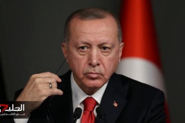 بالفيديو.. مشاجرة واشتباكات بين أعضاء بحزب أردوغان