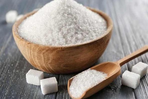 الإفراط يهدد صحتك.. كم يحتاج الجسم يوميًا من السكر؟
