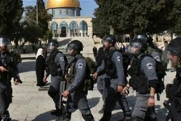 مستوطنون يقتحمون المسجد الأقصى.. والاحتلال يعتقل 11 فلسطينيًا من الضفة
