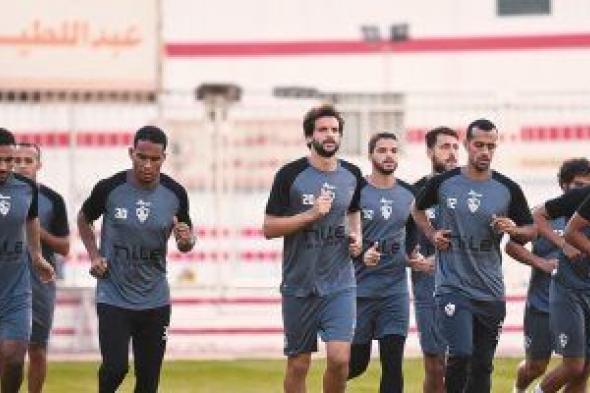 تدريبات بدنية للاعبى الزمالك فى الجيم قبل المران الجماعى