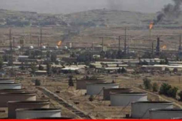 المرصد السوري: فصائل موالية لإيران تستهدف حقل العمر النفطي في دير الزور بعشرات الصواريخ