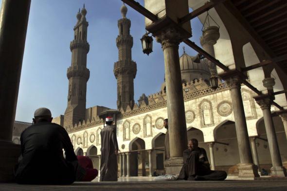 الأزهر يدعو للاتحاد لمواجهة "الجرائم الإسرائيلية" ويعزي الدحدوح