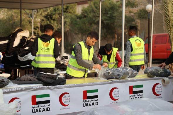 الخليج اليوم .. ضمن عملية «الفارس الشهم 3» .. الهلال الأحمر الإماراتي يكمل استعداداته لإرسال كسوة الشتاء إلى قطاع غزة