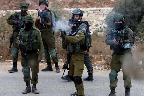قوات الاحتلال الإسرائيلي تعتقل 28 فلسطينيًا من الضفة الغربية