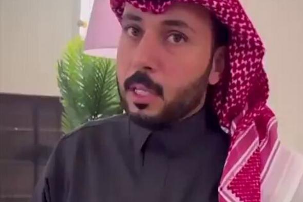 غازي الذيابي يسأل أصدقاءه أبو حشر ومخلد وغازي المطيري: ما دخلكم من السوشيال ميديا ؟