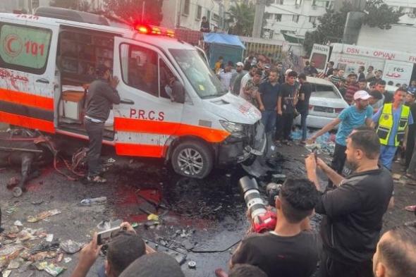 الهلال الأحمر الفلسطيني: ستة شهداء في قصف إسرائيلي استهدف مركبة إسعاف في دير البلح