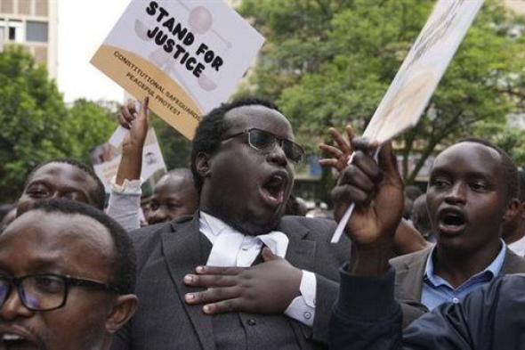 جمعية القانون الكينية تحتج على انتقاد روتو القضائي