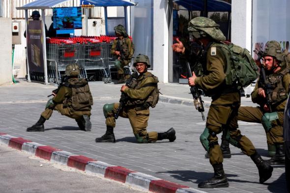 بعد إطلاق سراحه .. إسرائيل تعتقل الفلسطيني جاد نصر الريماوي