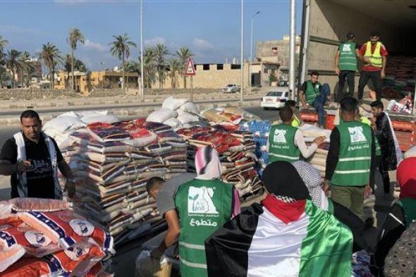 11.7 مليون دولار منحة إماراتية لتوفير الغذاء لسكان غزة