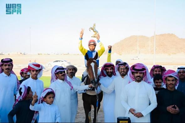 "وشاح النصر" يفوز بأول أشواط كأس الحفل الـ 15 لسباقات الخيل بميدان نجران