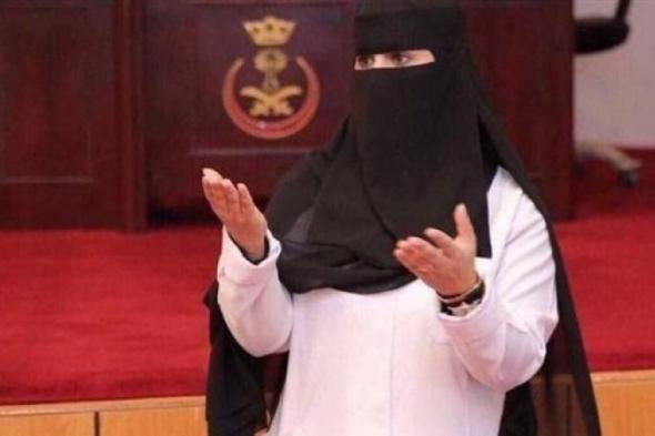 عدم ارتداء الملابس الضيقة أو المفتوحة أو القصيرة .. 10 ضوابط لـ «الزي الرسمي»‬⁩ في مكان العمل بالسعودية