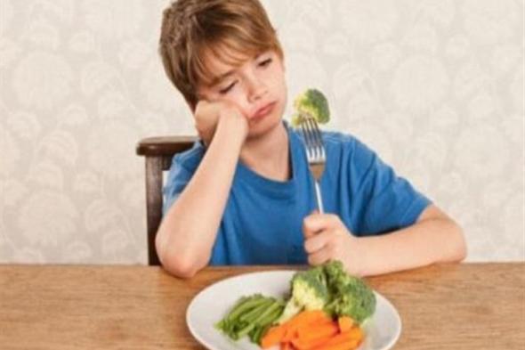 طفلك يرفض تناول الخضروات.. إليك الأسباب