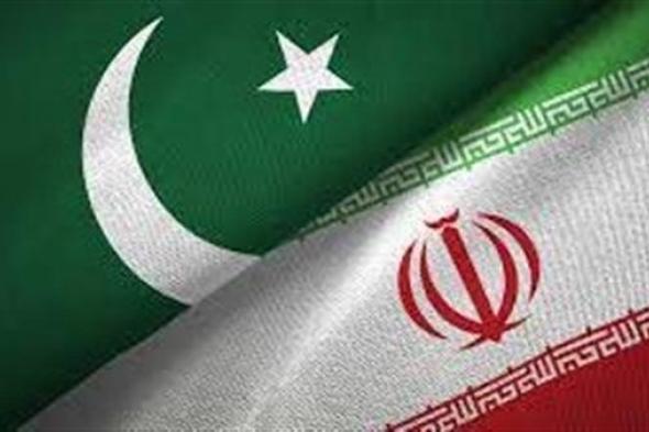 سر استدعاء طهران للسفير الباكستاني بعد تبادل القصف