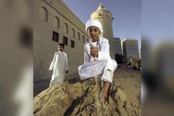 الامارات | مهرجان الحصن..  10 أيام بروائح الزمن الجميل