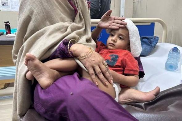 باكستان تعلن وفاة 18 طفلاً آخر بسبب مرض تنفسي