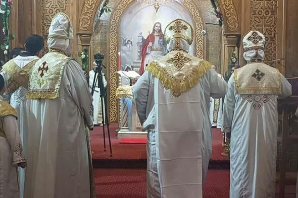 فرحة وترانيم.. مطران بورسعيد يترأس قداس عيد الغطاس بكنيسة السيدة العذراء مريم (فيديو وصور)