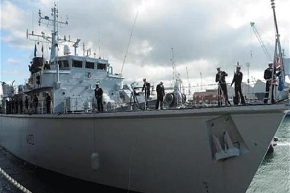 فيديو| البحرية البريطانية تحقّق في حادث تصادم سفينتين تابعتين لها بالبحرين