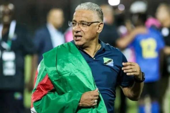 الامارات | إيقاف مدرب جزائري 8 مباريات لانتقاده "أسود الأطلس".. تنزانيا قررت إقالته