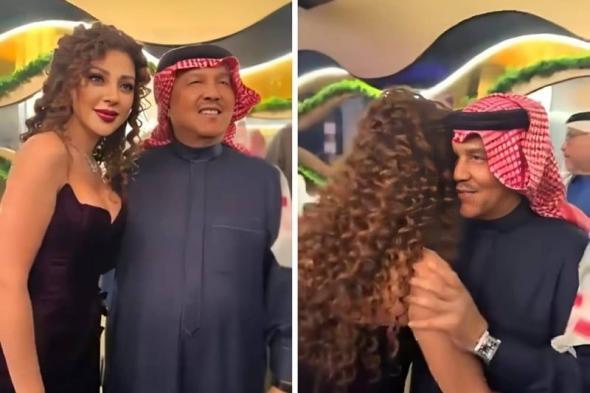 شاهد قبلات متبادلة وصور تذكارية بين الفنان محمد عبده وميريام فارس في حفل جوائز JoyAwards بالرياض