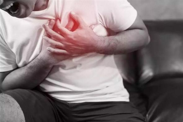 أعراض إذا ظهرت عليك تكشف مشاكل في القلب- اذهب للمستشفى فورا في هذه الحالة