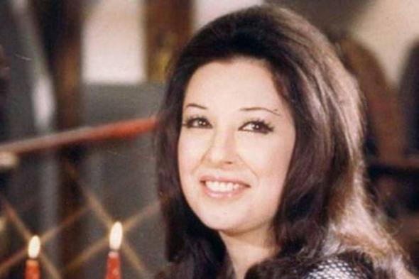 أحدث ظهور للفنانة نجاة الصغيرة عن قرب.. والجمهور يشيد بإطلالتها (صور)