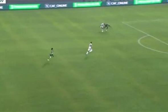 تحت أنظار سونج.. سيناريو أبوتريكة وزيدان يعود في مباراة نيجيريا والكاميرون (فيديو)