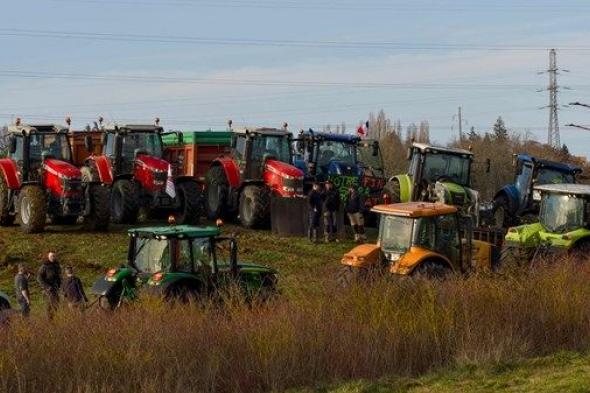 الحكومة الفرنسية تقدم تنازلات لإنهاء احتجاجات المزارعين
