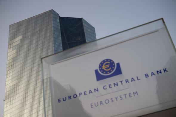 مسؤول بالمركزي الأوروبي: تباطؤ نمو الأجور ضروري لخفض أسعار الفائدة