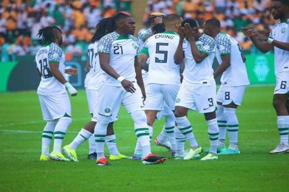 منتخب نيجيريا يضرب موعداً مع أنجولا في الدور ربع النهائي ببطولة كأس الأمم الأفريقية