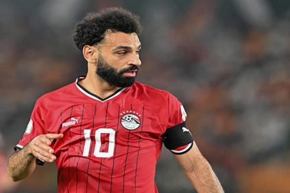 مصدر يكشف سبب تواصل محمد صلاح مع الجهاز الطبي لمنتخب مصر