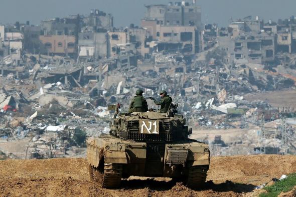 دهستهم المدرعات وأصيبوا بنيران الدبابات .. مقتل 5 من جنود جيش الإحتلال الإسرائيلي في غزة