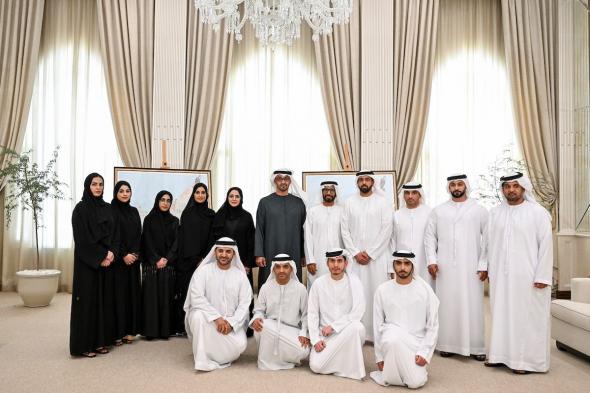 الامارات | رئيس الدولة يطلع على مبادرات المركز الاتحادي للمعلومات الجغرافية ومشاريعه المستقبلية