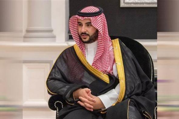 وزير الدفاع السعودي يؤكد أهمية الشراكات الدولية لمحاربة الإرهاب والتطرف