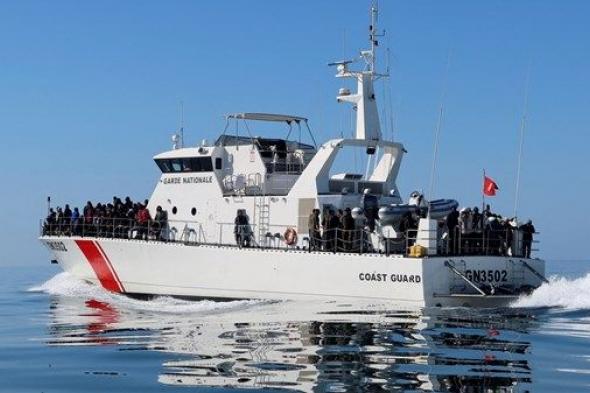 انتشال جثث 13 مهاجراً غير شرعي قبالة سواحل تونس