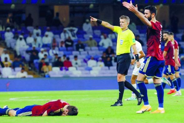 الامارات | 31 مباراة قمة في الدوري مرشحة للاستعانة بالصافرة الأجنبية