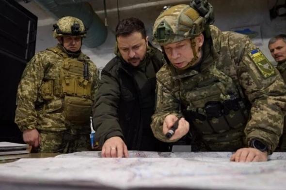 أثار قلق الأوكرانيين.. زيلينسكي يغير قائد الجيش