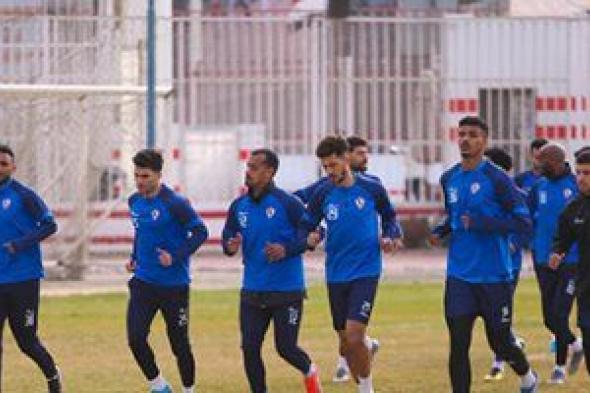 جوميز يعقد جلسة مع لاعبى الزمالك قبل انطلاق المران.. وممر لـ ناصر وشحاتة