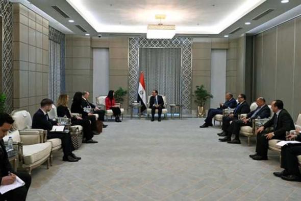 رئيس الوزراء يلتقي نائبة رئيس الوزراء وزيرة خارجية بلغاريا