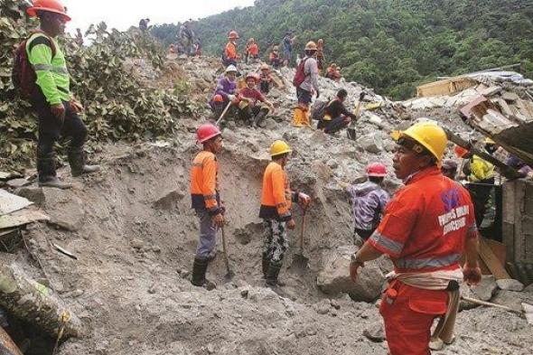 ارتفاع عدد ضحايا الانهيار الأرضي في الفلبين