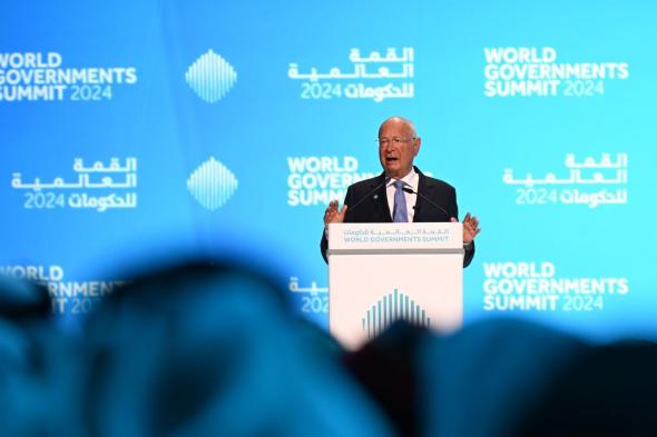الامارات | رئيس "دافوس": الإمارات تلتزم نهجاً تطلعياً للاستفادة من الحلول والتواصل مع الآخرين